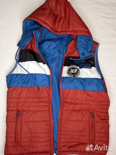 Жилет с капюшоном benetton