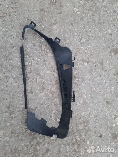 Уплотнитель фары Mercedes-Benz GLC-klasse