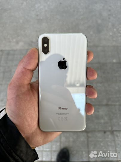 iPhone X, 64 ГБ