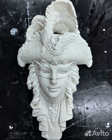 Венецианские гипсовые маски