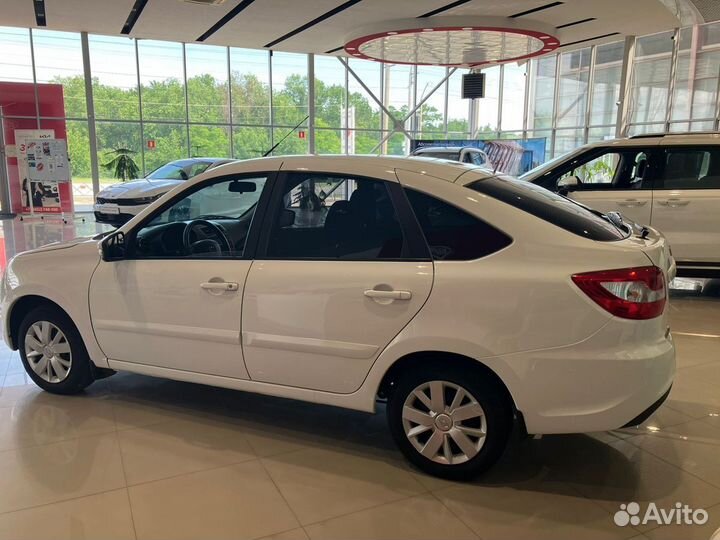 LADA Granta 1.6 МТ, 2021, 38 000 км