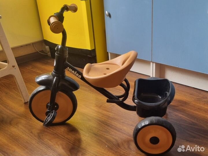 Детский трехколесный велосипед новый