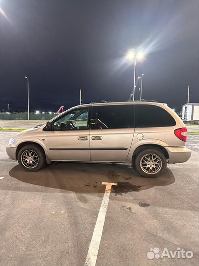 Chrysler Voyager 2.4 AT, 2003, 223 023 км