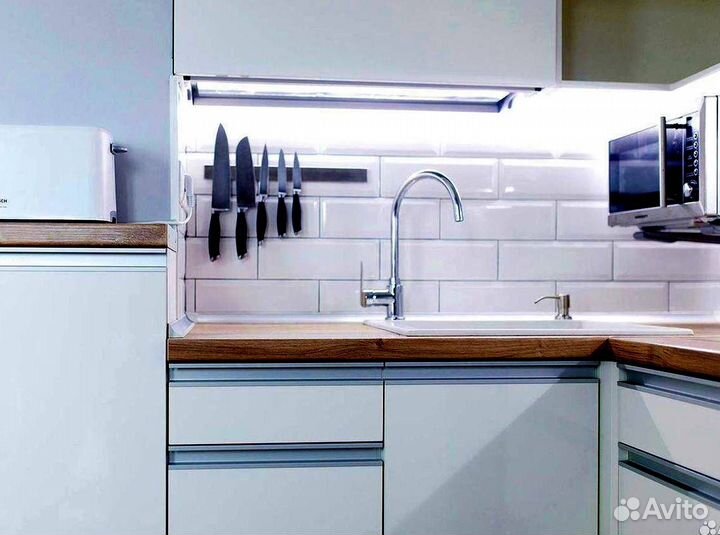 Кухонные гарнитуры современные