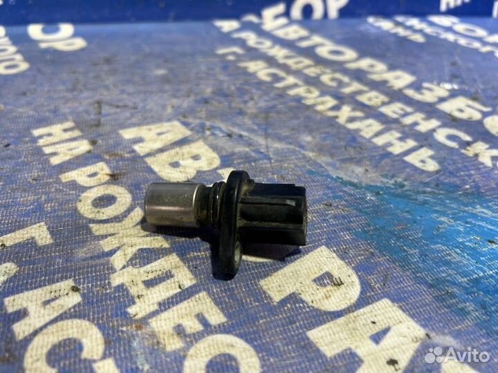 Датчик положения распредвала Toyota Yaris хэтчбек