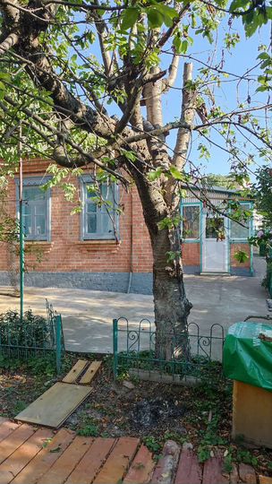 Дом 158 м² на участке 8 сот.