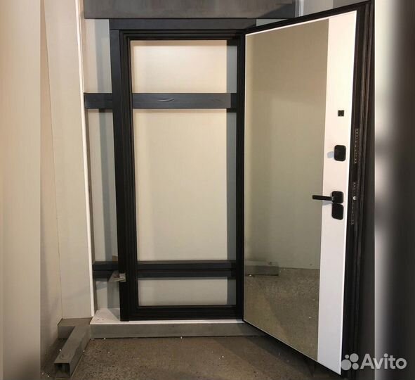 Дверь входная