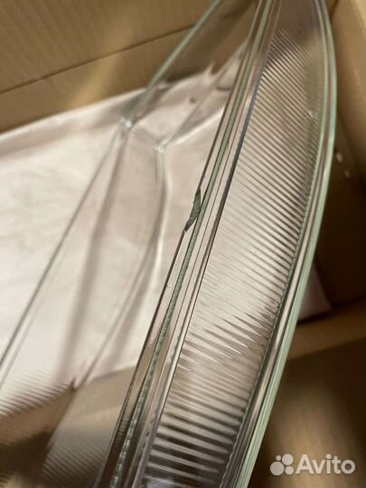 Стекло фары MAN (TGS,TGX)левоeayfarc11612Новое