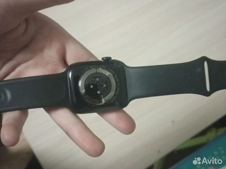 Часы с зарядкой