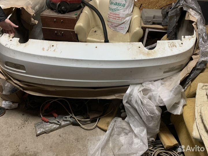 Продам бампер,зеркала, фонари задние на приору 1