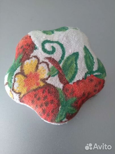 Игольница. Салфетка. Чехол-грелка