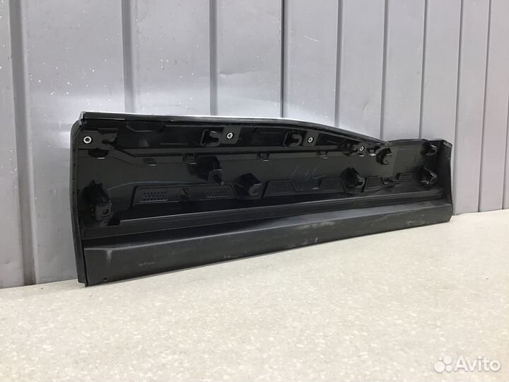 Накладка двери задней правой Haval F7 2019