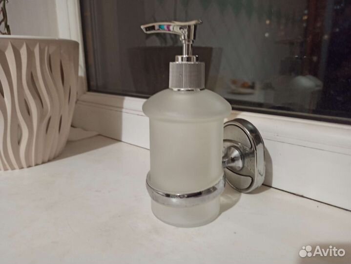 Дозатор для мыла