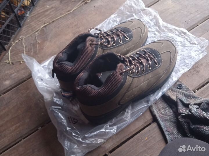 Ботинки мужские 42