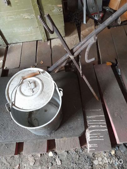 Набор для летней рыбалки.котелок и стойки