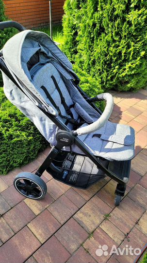 Прогулочная коляска britax romer