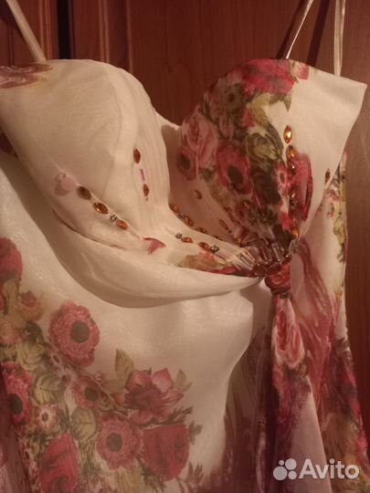 Платье праздничное 44-46