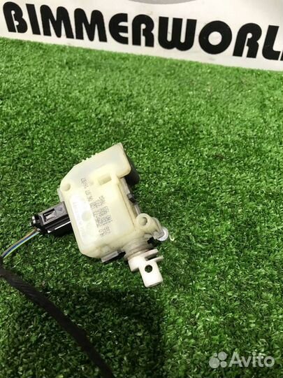 Активатор замка крышки топливного бака Skoda