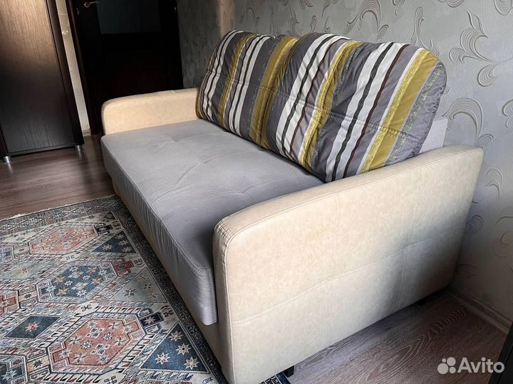 Диван прямой раскладной