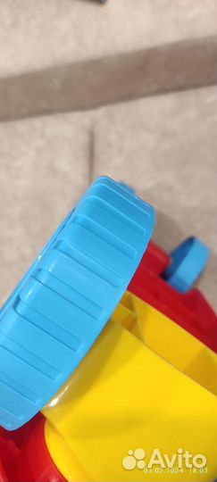 Самокат детский четырёх колёсный новый