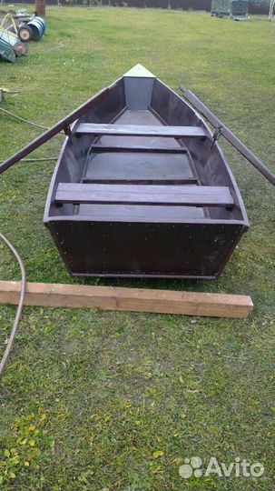 Лодка для рыбалки