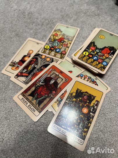 Коллекционные карты таро TradingView