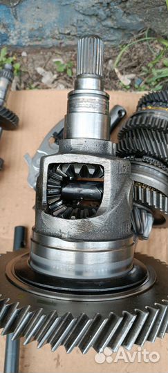 Коробка МКПП в разборе JH3 logan