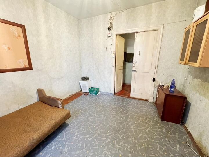 Комната 20 м² в 4-к., 2/5 эт.