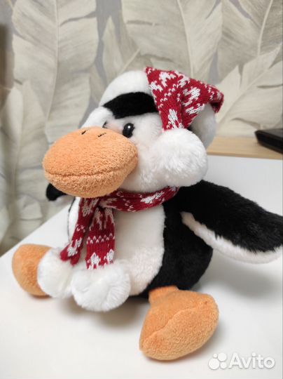 Мягкая игрушка пингвин