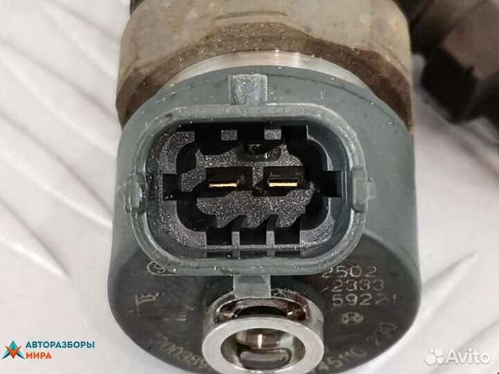 Форсунка Renault Laguna 2 рест. 2006 8200389369