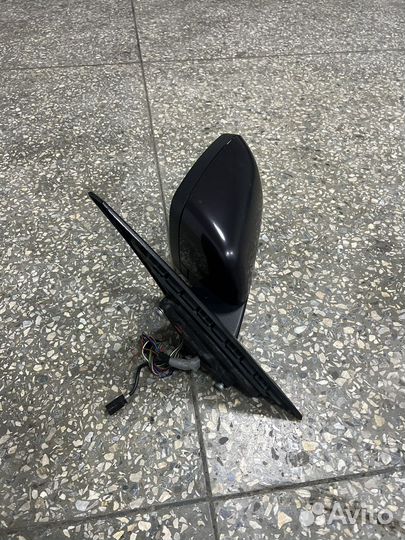 Левое Зерколо ренж ровер 3 2011 г