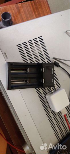 Зарядное устройство