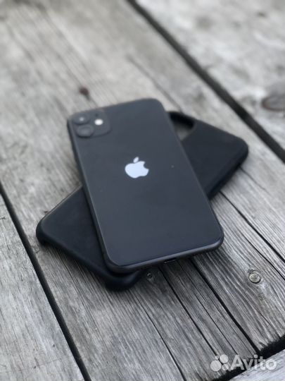 Продам айфон 11