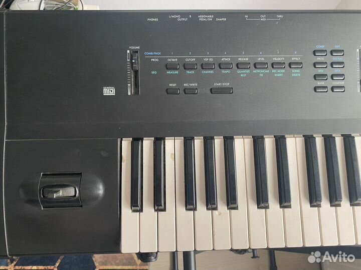 Korg X3