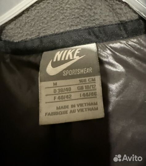 Куртка женская зимняя 46 Nike