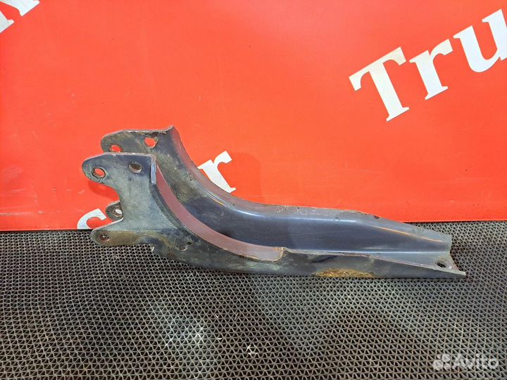 Кронштейн кабины левый