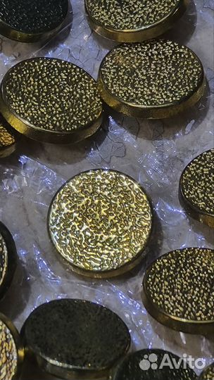 Золотые пуговицы железные