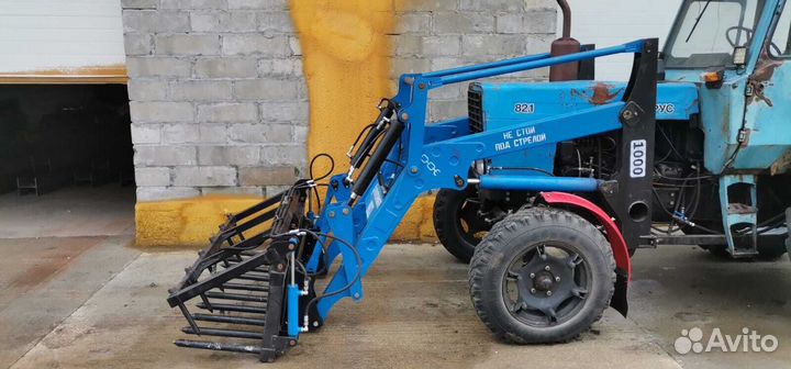 Погрузчик пфу - 1000 кг быстросъем рабочих органов