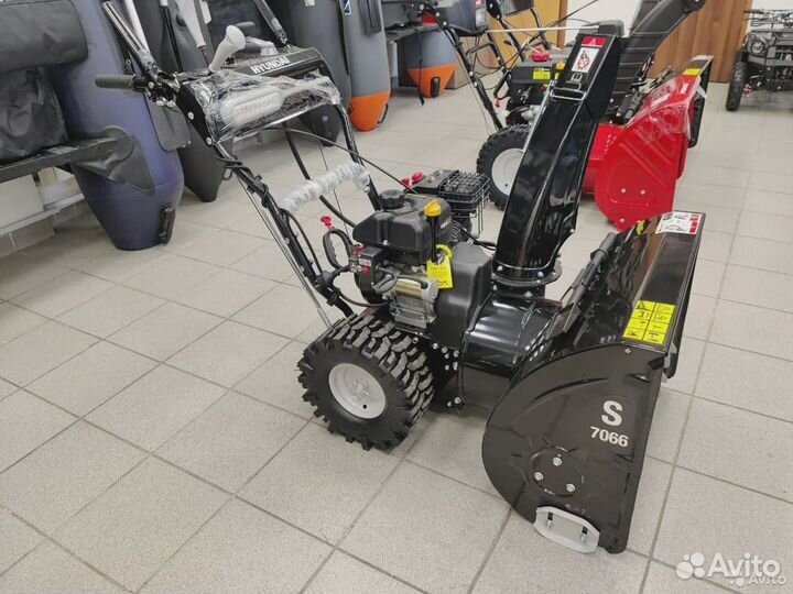 Снегоуборщик Hyundai S 7066