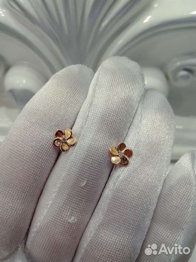Золотые серьги пусеты 585