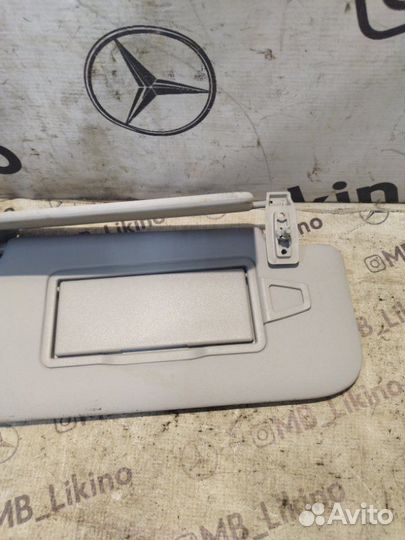 Козырек солнцезащитный правый Mercedes Ml W164