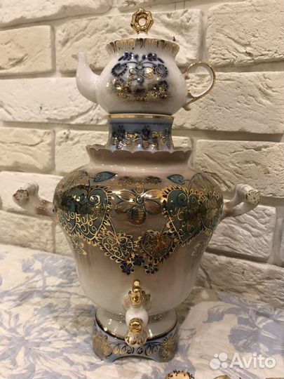 Фарфоровый сервиз СССР, самовар «Пчелка» авт. Триг