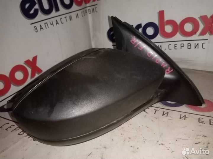 Зеркало правое электрическое Skoda Rapid 2013