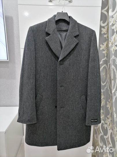 Продам пальто мужское