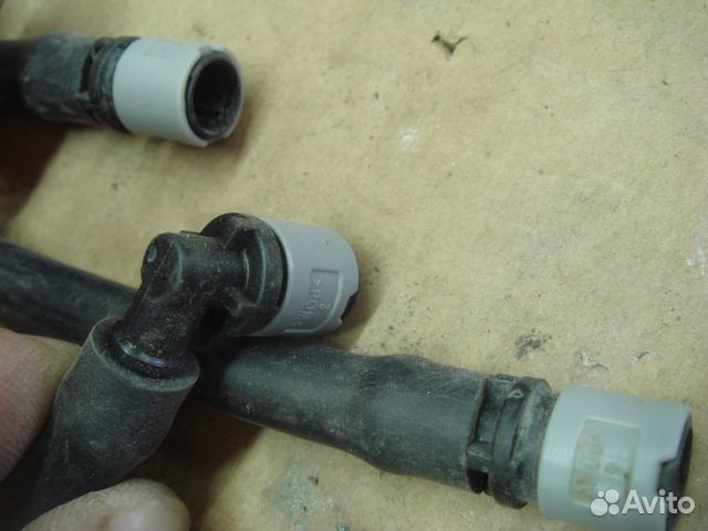 Вольво хс60 Шланг омывателя фар 2012-17