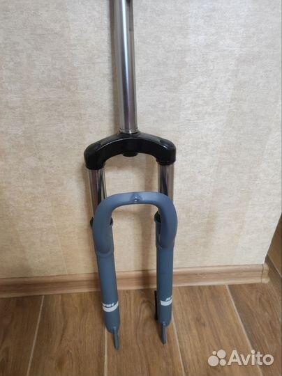 Вилка Stark под 27.5 колесо новая