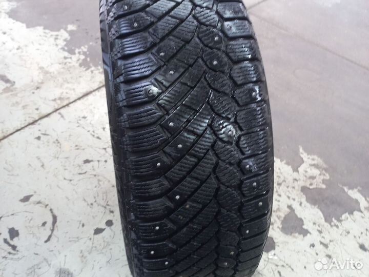 Gislaved Nord Frost 200 215/60 R16 99T