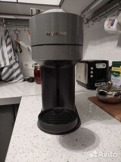 Капсульная кофемашина Nespresso Vertuo Next