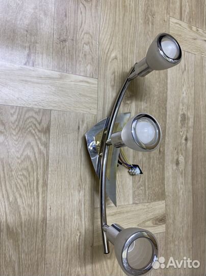 Люста-светильник потолочный