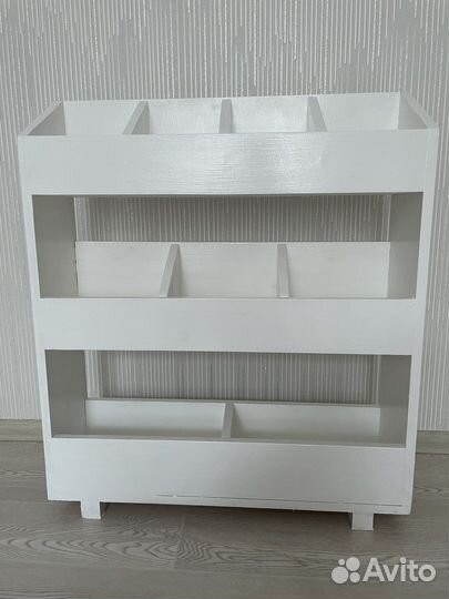 Полка для детскиз книг